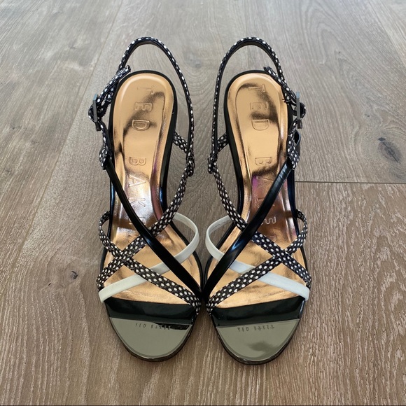 NIB Ted Baker “Theanaa” Snakeskin Strappy Sandals - Picture 2 of 7